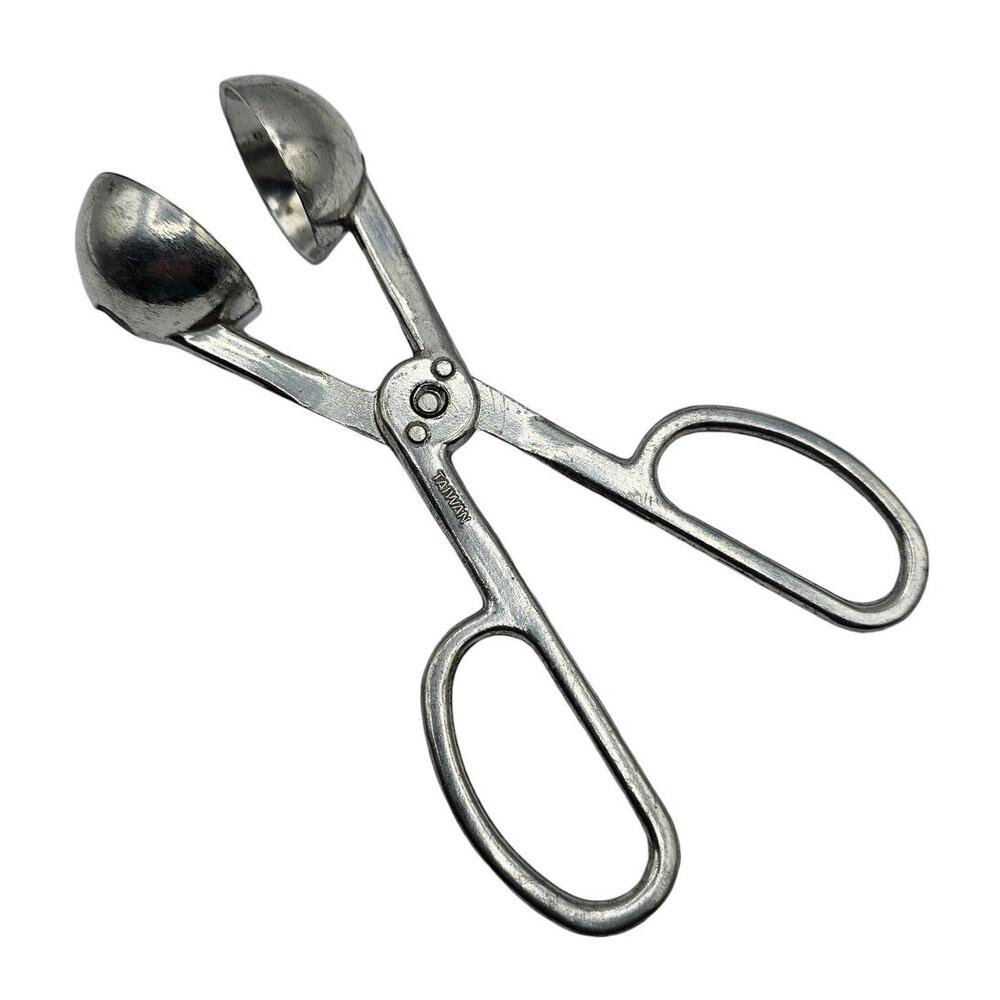 Vintage Cast Aluminum Meatball Maker Kitchen Utensil Tool Taiwan